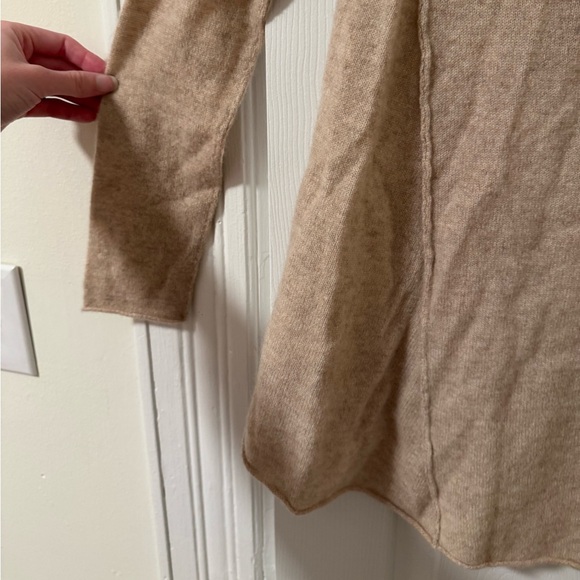 Subtle Luxury 100% Cashmere Sweater Tan Beige Raw Hem Flowy XS/S Small - Picture 9 of 16